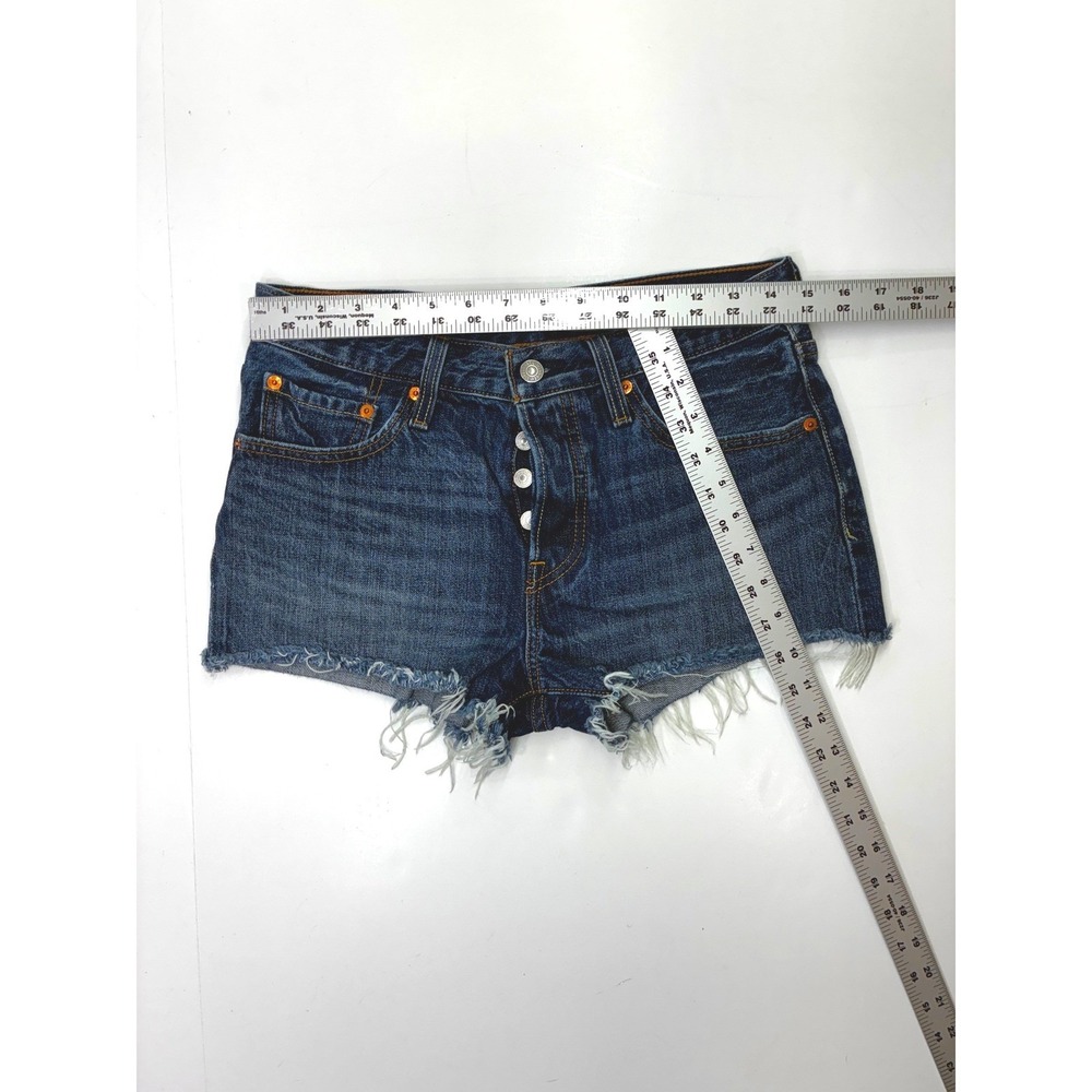 Levis 501 Original Cutoff Denim Shorts‎ Womens 27 Medium Wash Blue Raw Button - Picture 6 of 7